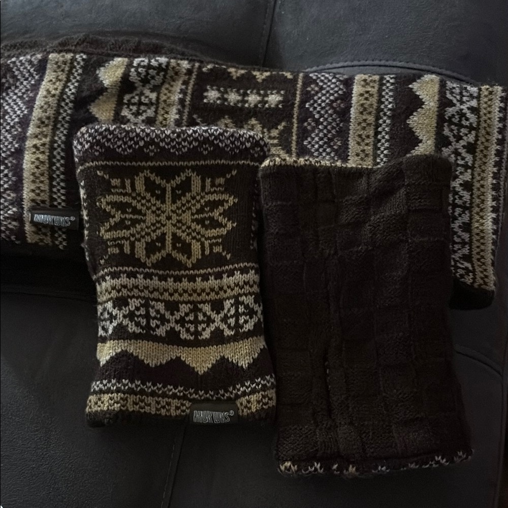 Muk Luks Brown and Cream infinity Scarf and glove cover Set